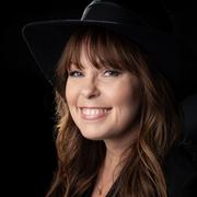 Katie Freudenschuss - One-Woman-Show