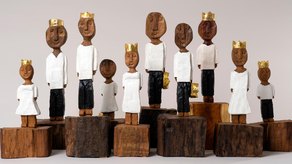 Ausstellung: Ralf Knoblauch „König:innen“